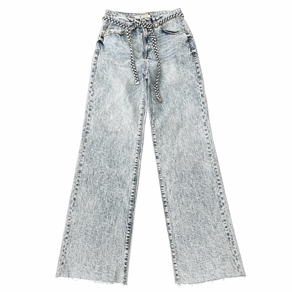 Kensie High Rise Wide Leg Jeans. - Picture 2 of 16